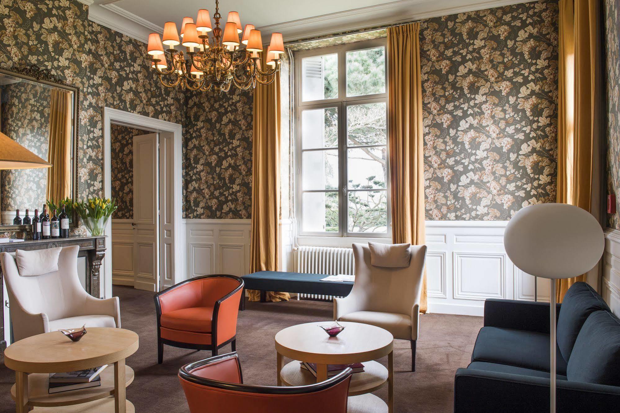 Chateau Cordeillan-Bages ปุลย์ยาค ภายนอก รูปภาพ